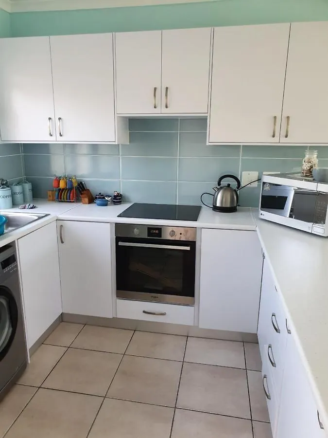 Sea And Mountain View Apartment Gordons Bay